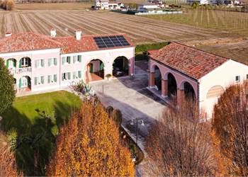 Villa con appartamento indipendente e unità artigianale a San Giorgio in Bosco!!