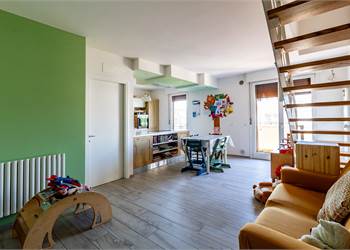 Elegante duplex in centro a Limena, comodo a scuole e servizi!